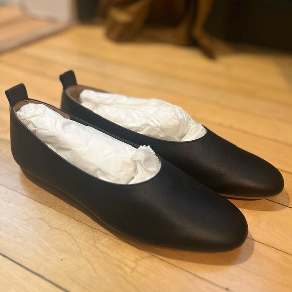 Everlane Black Leather Loafers - Picture 2 of 3